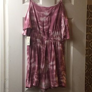 Mudd: Surplice Cold shoulder romper